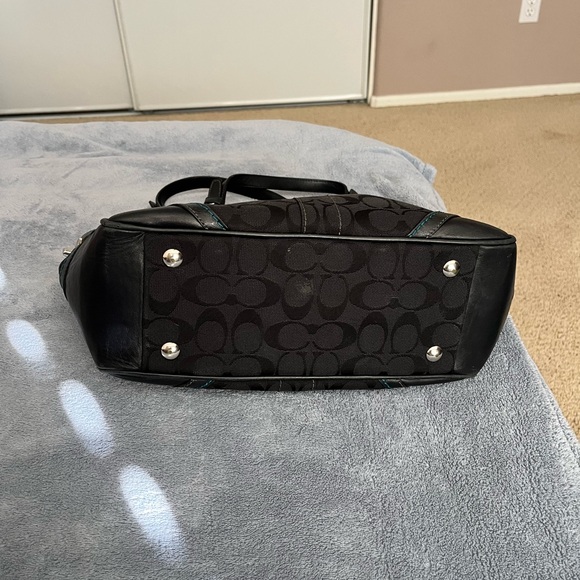 Coach 8K49 Signature Jacquard Black Leather Shoulder Bag - Picture 6 of 7